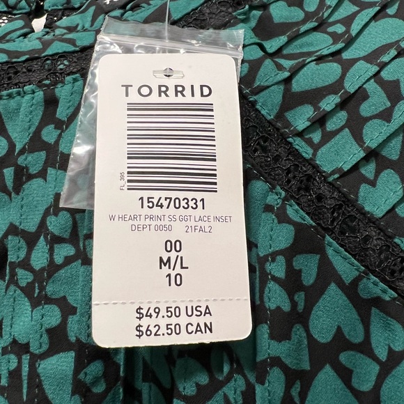 NWT Torrid short sleeve georgette green heart top - Picture 2 of 7